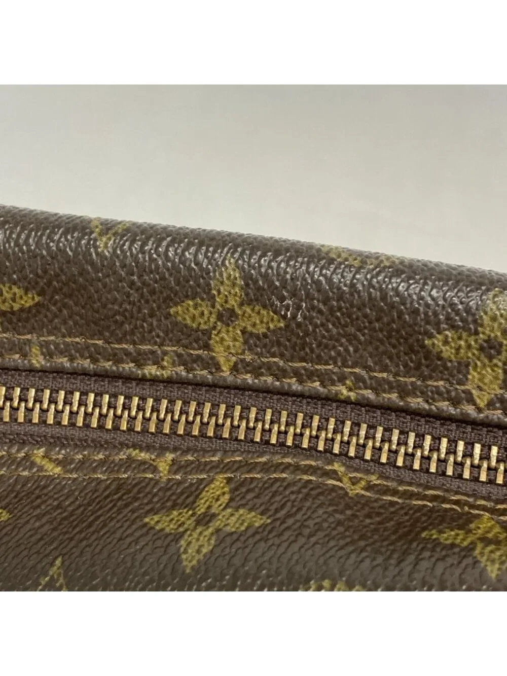 Louis Vuitton Pouch Monogram Trousse Toilet 28 Brown